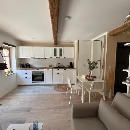 Centre-ville Apartment *