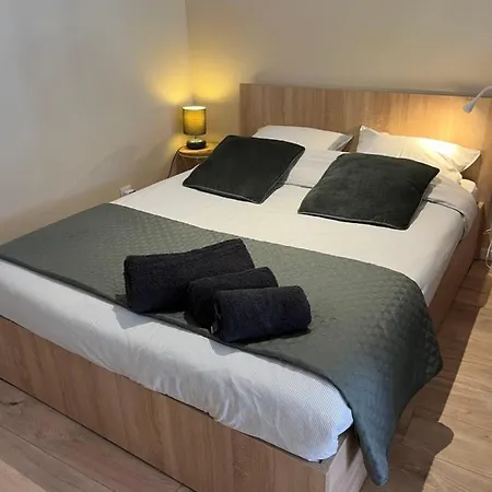 Centre-ville Apartment